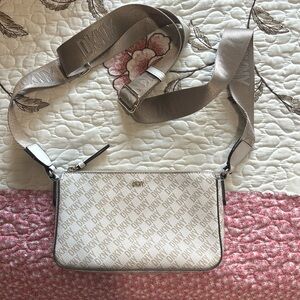 DKNY bryant park demi bag